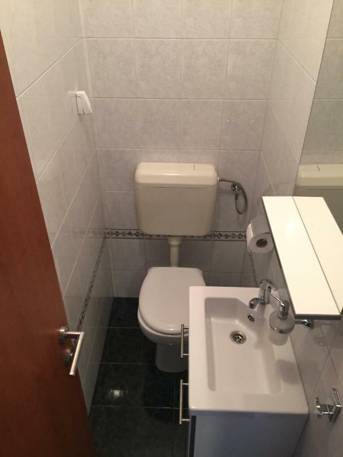 Apartment Trstenik Сплит Экстерьер фото