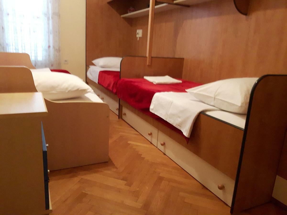 Apartment Trstenik Сплит Экстерьер фото