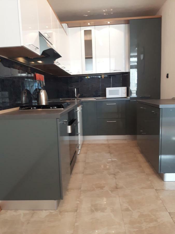 Apartment Trstenik Сплит Экстерьер фото
